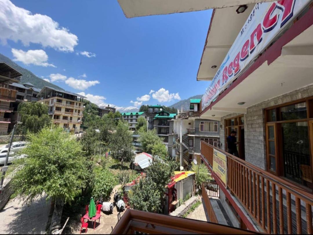 Hotel Hadimba Regency ! Free 4 Wheeler Parking ! Mountain View Rooms ! Near Mall Road Manali エクステリア 写真